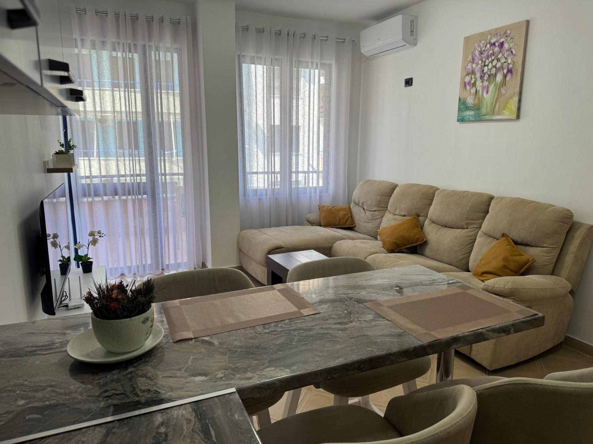 Orkidea Apartments โกเลม ภายนอก รูปภาพ