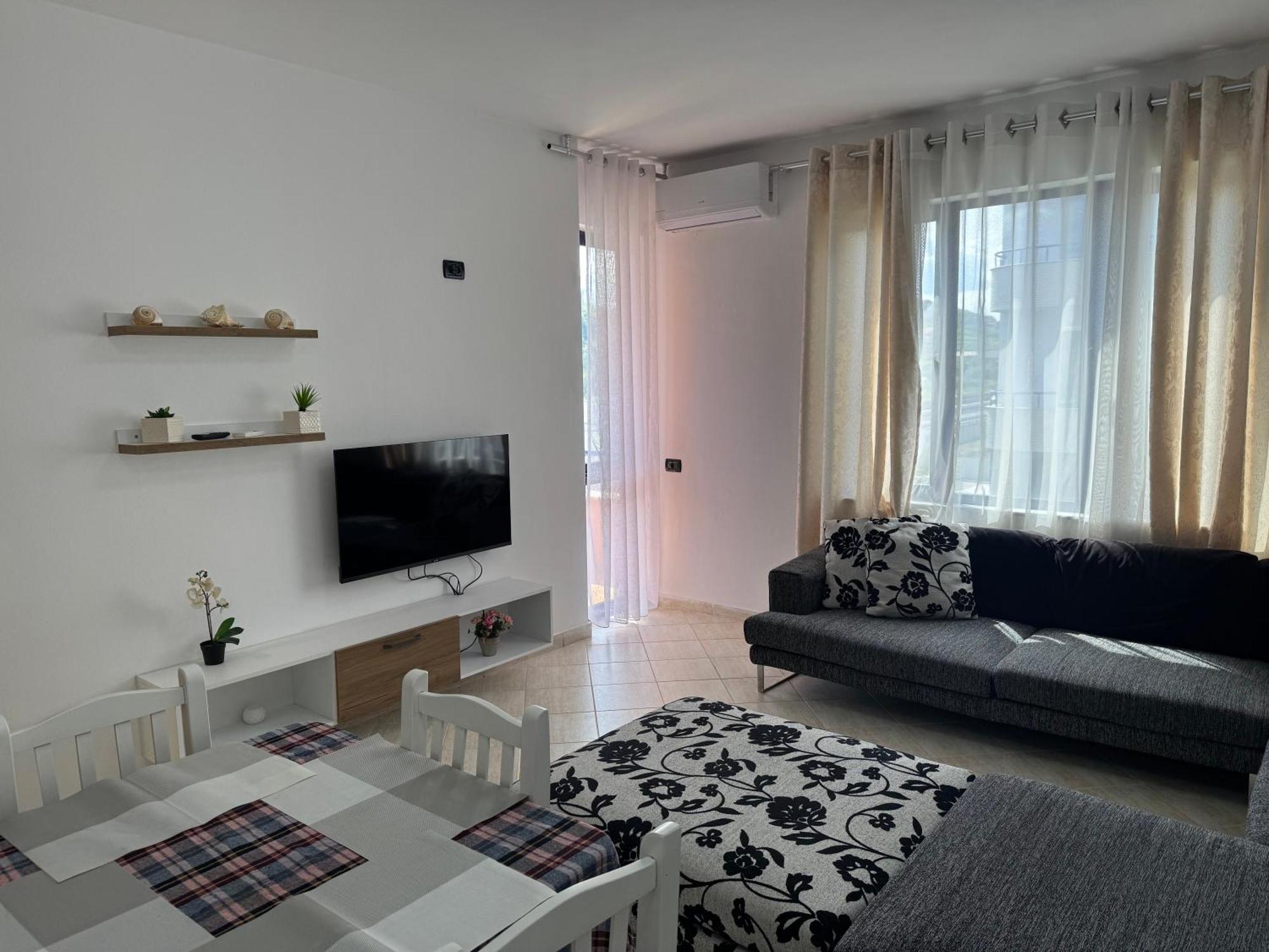 Orkidea Apartments โกเลม ภายนอก รูปภาพ